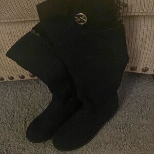 Brand new MK Boots